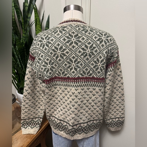 Vintage Nordic Knit Cardigan Wool blend Cottagecore holiday Christmas sweater - Picture 4 of 8